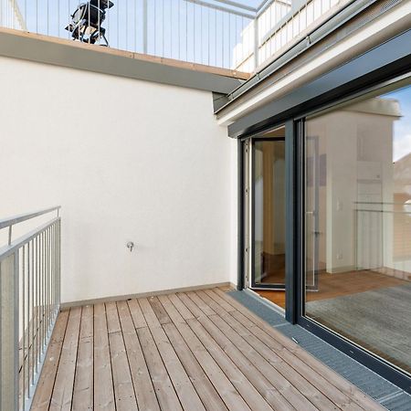 Symphony Apartments 42 - Modern Loft With Terrace And Grill In Central Location Wien Exterior foto